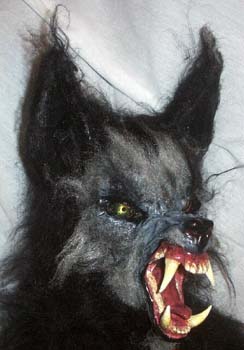 werewolfblkgryfaceside2